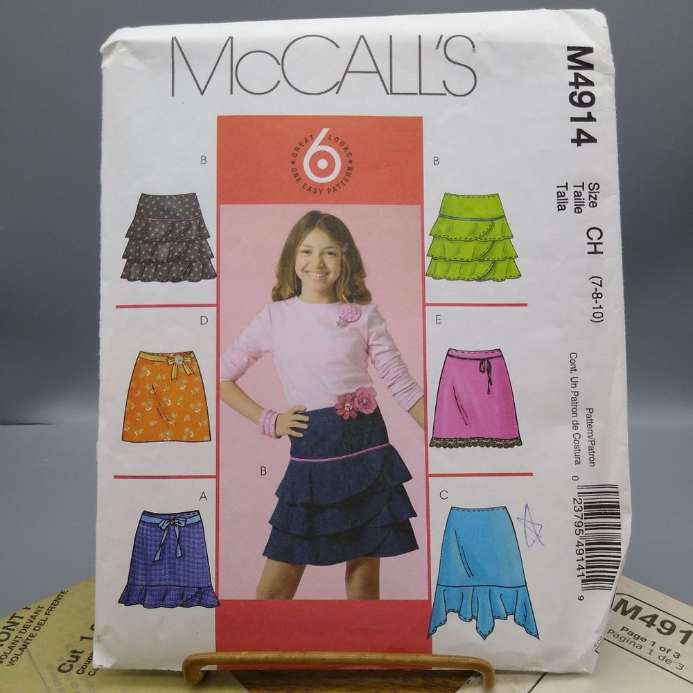 UNCUT Sewing PATTERN McCalls M4914, Girls 2005 Skirts, Child Size 7 8 10